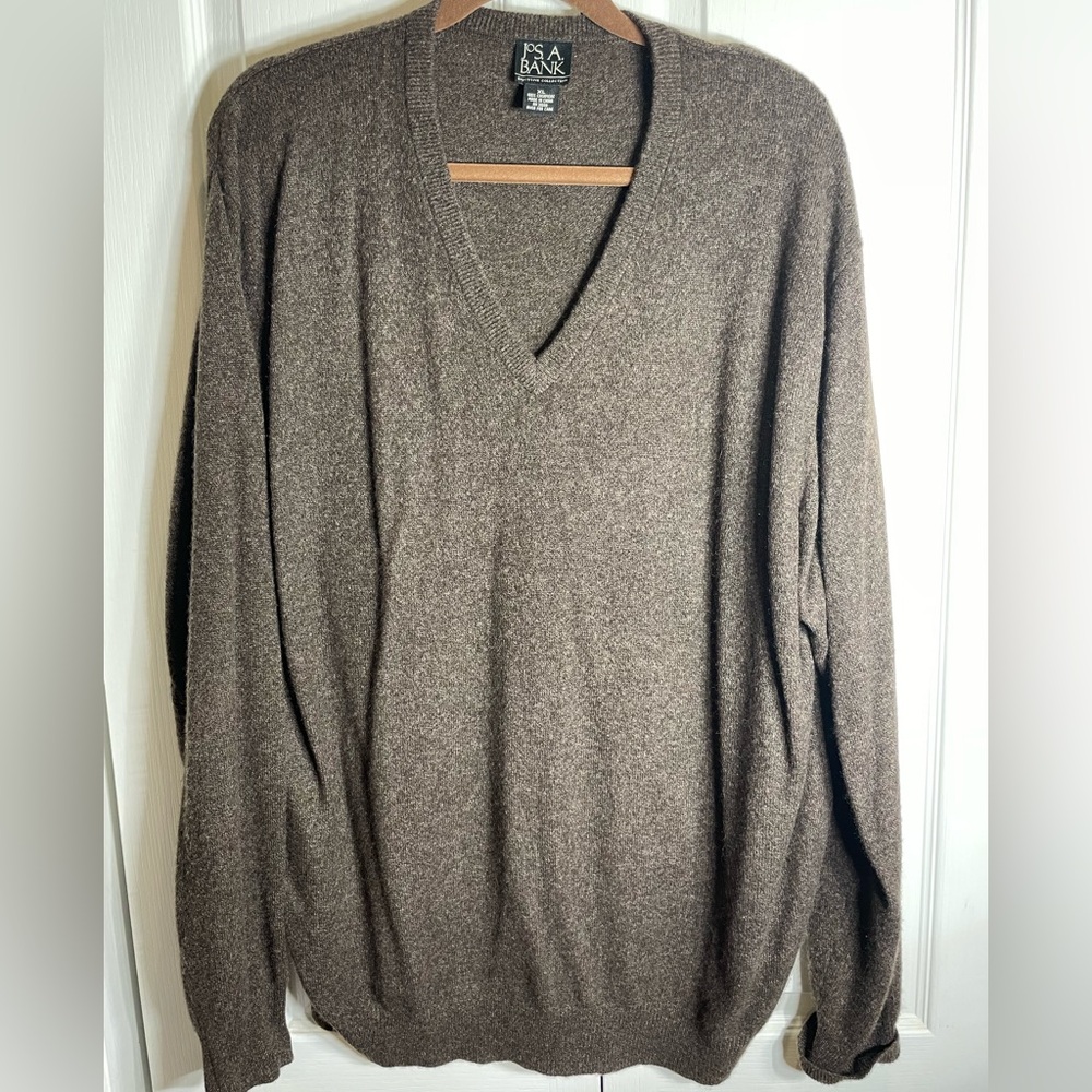 Jos. A. Bank 100% Cashmere Dark Brown V-Neck Sweater